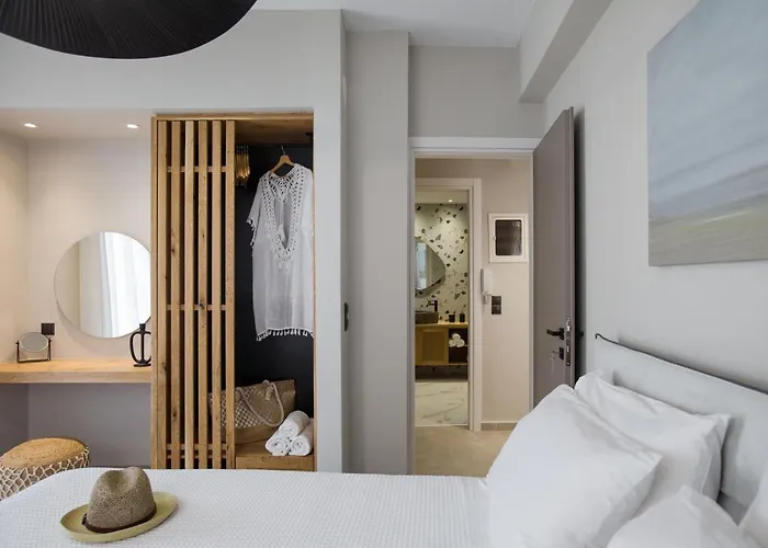 Moncasa Al Centro * Lixouri